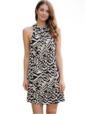 NWT Trina Turk Silk black and white Dress Size 4 Small